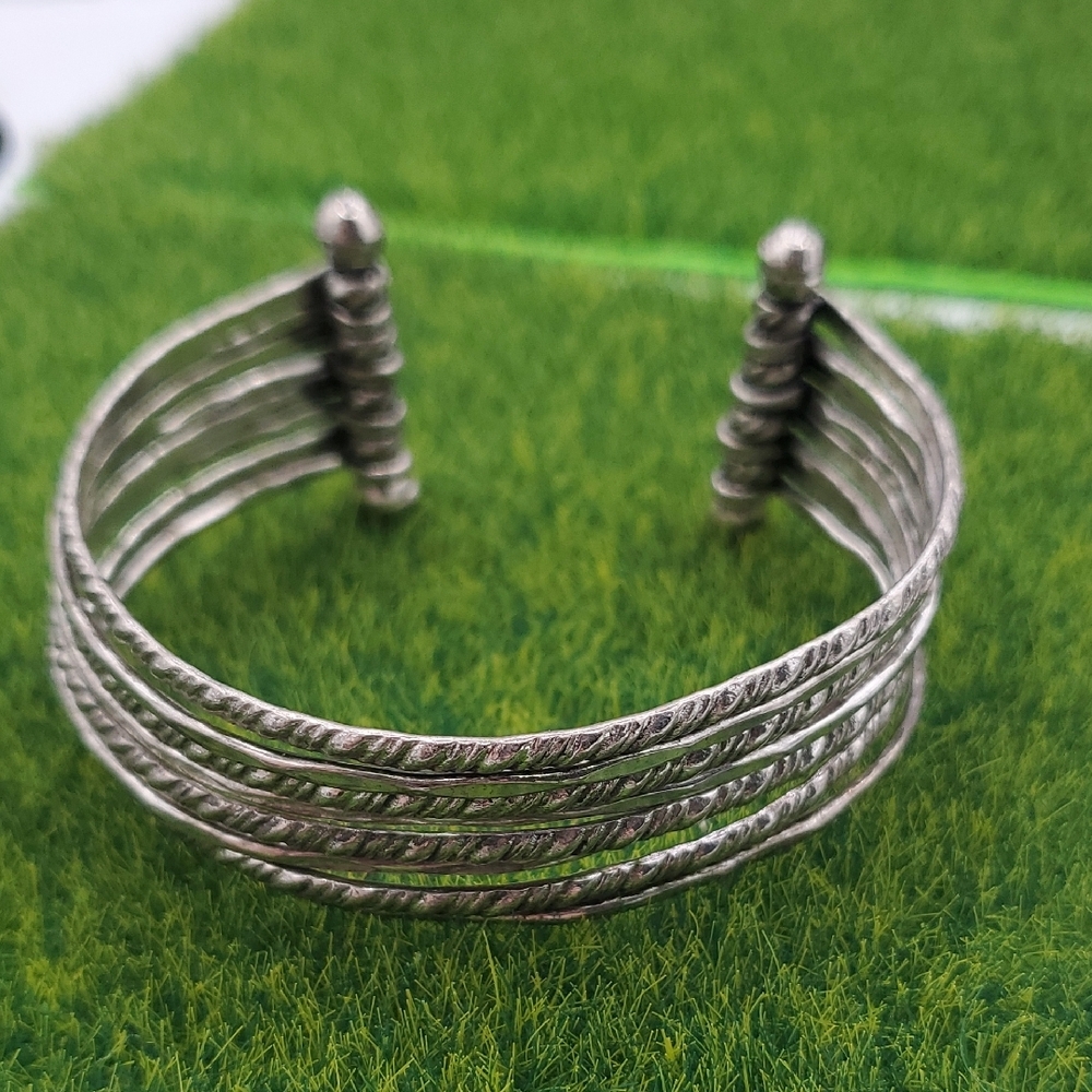 Elegant Silver-Toned Women's Cuff Tier Bracelet B3407